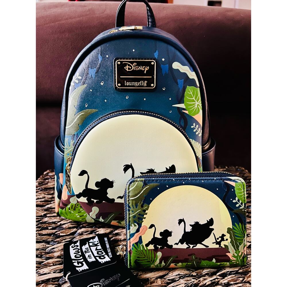 Loungefly Disney The Lion King Hakuna Matata Light-Up Mini Backpack Wallet 30th